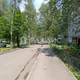 Продажа 3-комн квартиры на вторичном рынке Коломна, ул Весенняя,  д. 20