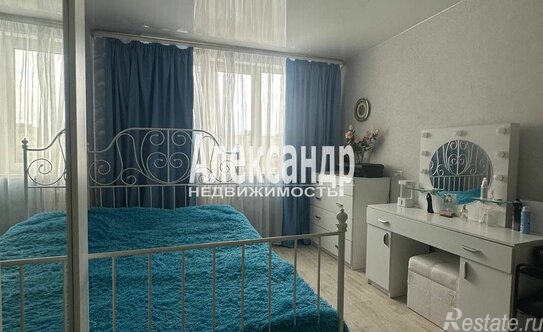 Продажа 2-комн квартиры на вторичном рынке Будапештская улица,  д. 110/23