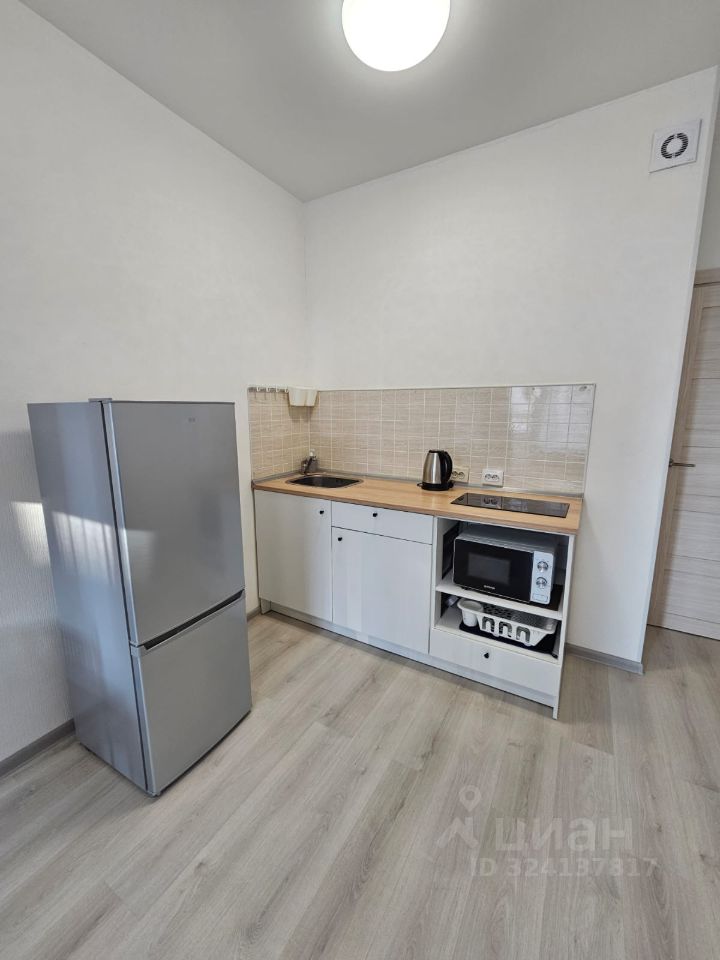 Аренда студии улица Верхне-Каменская, 7к1