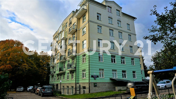 Продажа 3-комн квартиры на вторичном рынке Звенигород, Чехова ул,  д. 13а