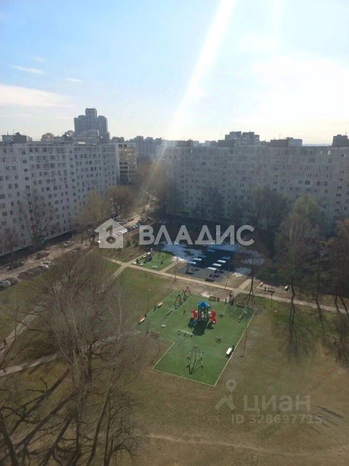 Продажа 3-комн квартиры на вторичном рынке Харьковская улица, 1К3