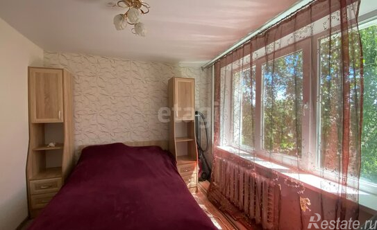 Продажа 2-комн квартиры на вторичном рынке Высоковск г, Первомайский проезд,  д. 5