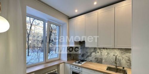 2-комн квартира Орджоникидзе ул,  д. 14