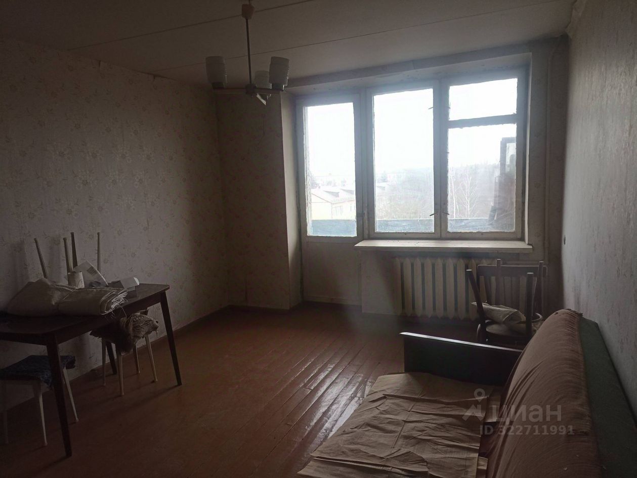 Продажа 1-комн квартиры на вторичном рынке Центральный мкр, улица Докторова,  д. 12