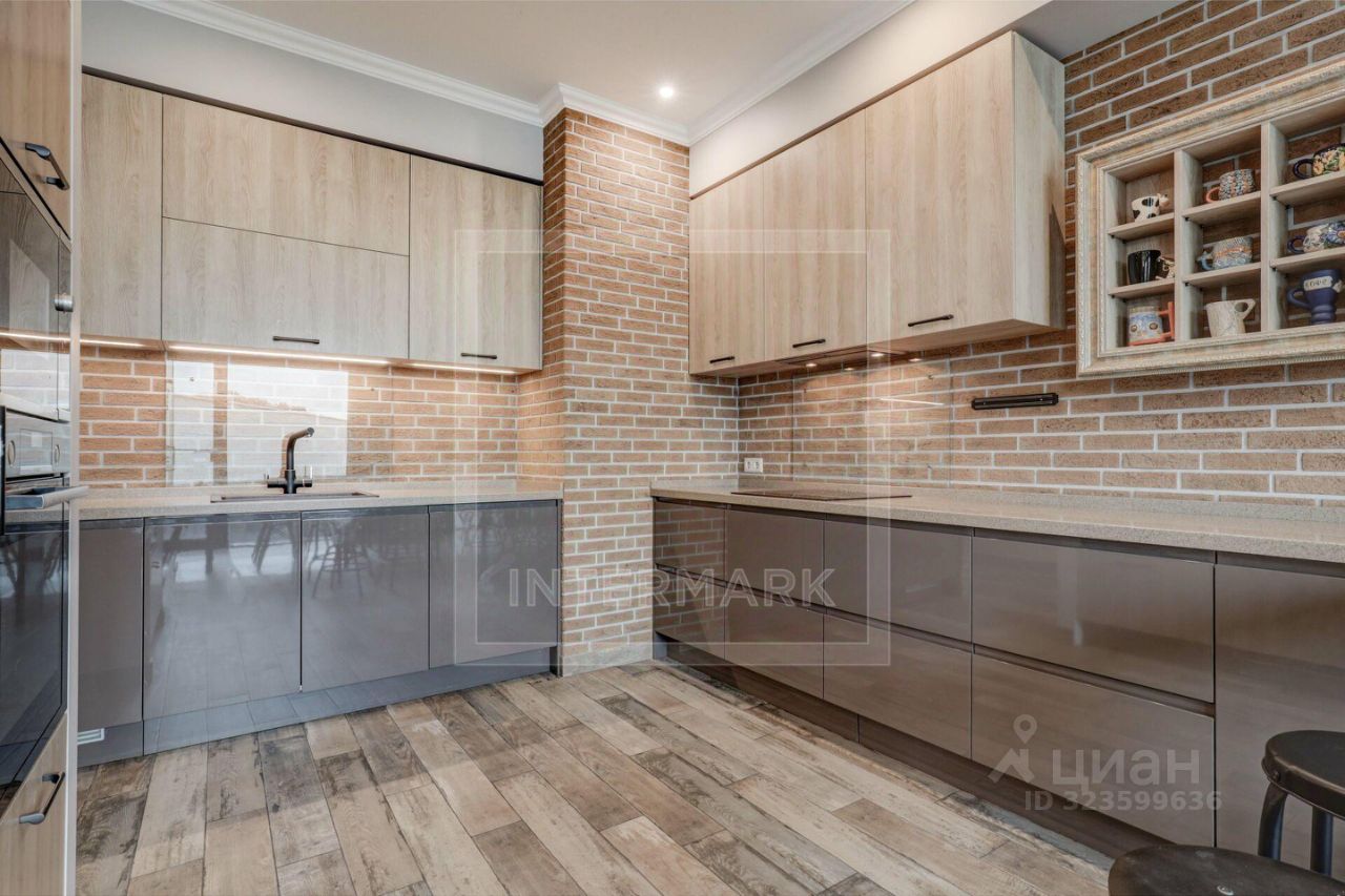 Продажа 4-комн квартиры на вторичном рынке Ленинградский проспект, 36с38