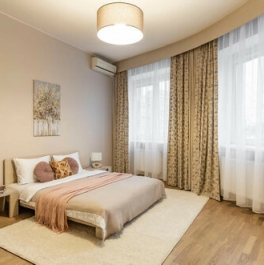 Продажа 3-комн квартиры на вторичном рынке Ветеранов пр-кт,  д. 130