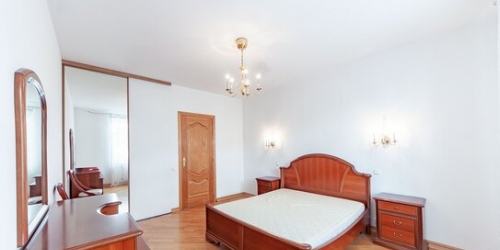 3-комн квартира ул Садовническая,  д. 27