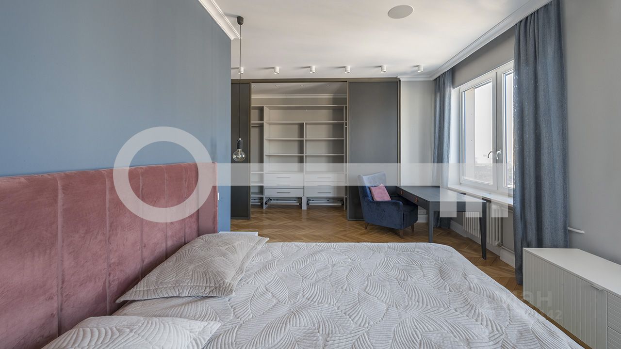 Продажа 5-комн квартиры на вторичном рынке Мосфильмовская улица, 70к1