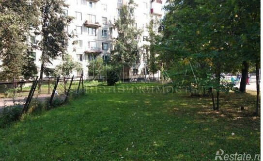 Продажа 1-комн квартиры на вторичном рынке Луначарского пр-кт,  д. 68 к2