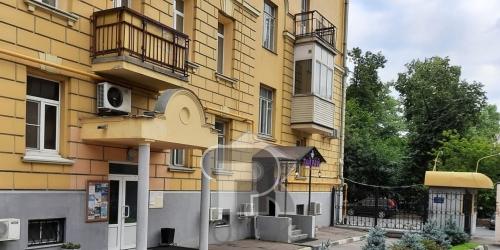 4-комн квартира Борьбы площадь, дом 15