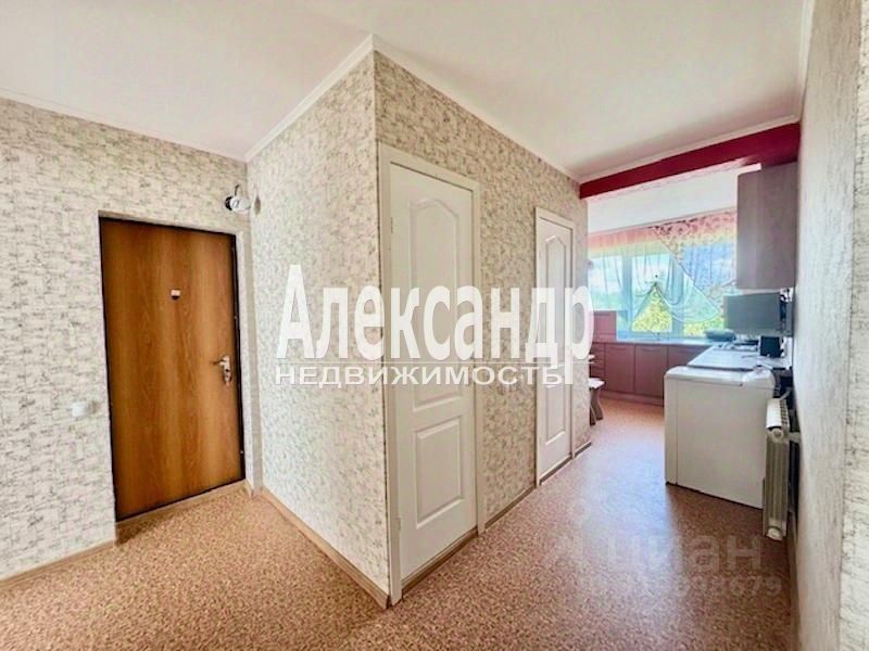 Продажа 3-комн квартиры на вторичном рынке пос. Гончарово, проезд Сиреневый, 18