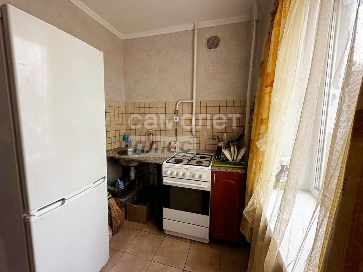Продажа 2-комн квартиры на вторичном рынке с. Стремилово, улица Мира, 2
