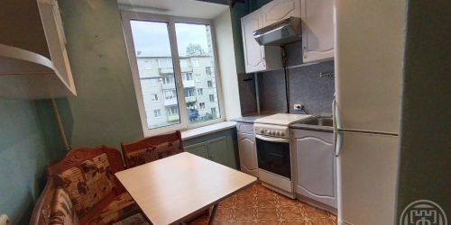 2-комн квартира Ломоносов г., Красного Флота ул. ,  д. 11/39