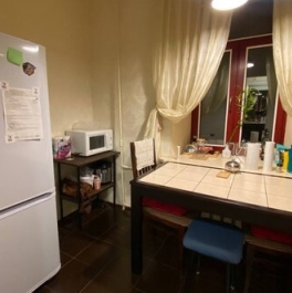 Продажа 1-комн квартиры на вторичном рынке Мещанская улица,  д. 10