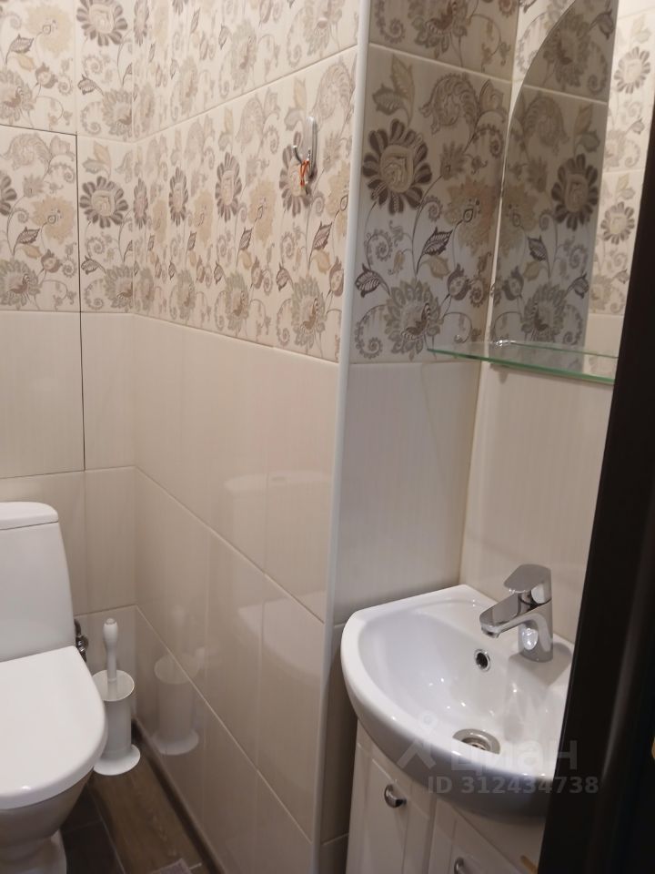 Продажа 3-комн квартиры на вторичном рынке Балашиха, улица Демин луг, 6/5