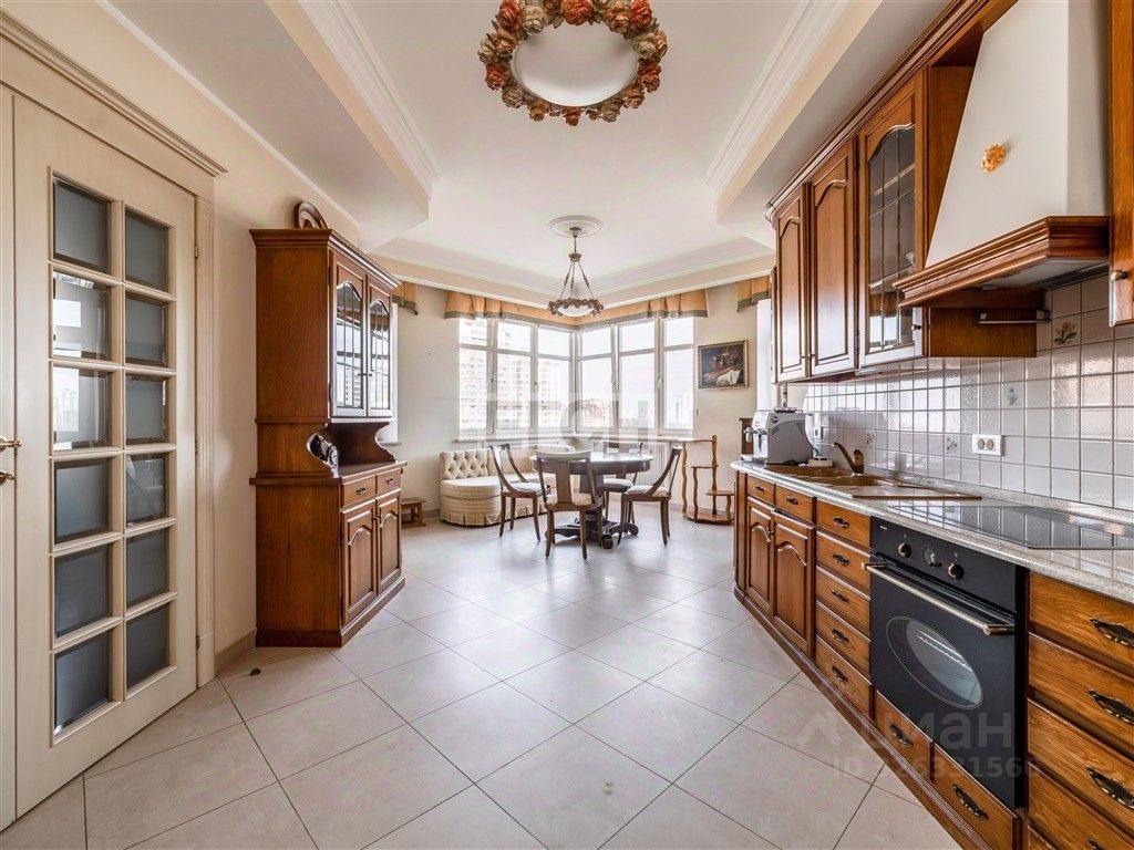 Продажа 4-комн квартиры на вторичном рынке улица Удальцова, 85К4