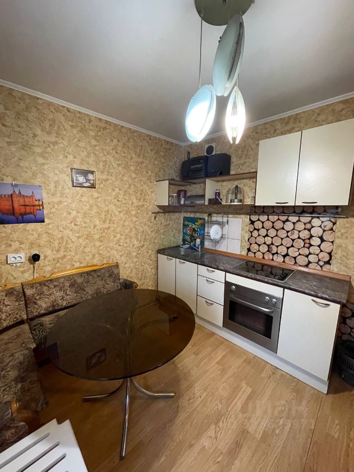 Продажа 2-комн квартиры на вторичном рынке Химки, Молодежная улица, 74