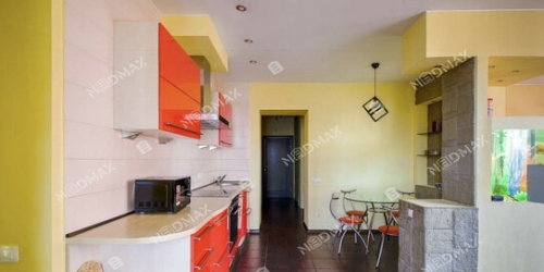 4-комн квартира ул Ушинского,  д. 4,  к. 3