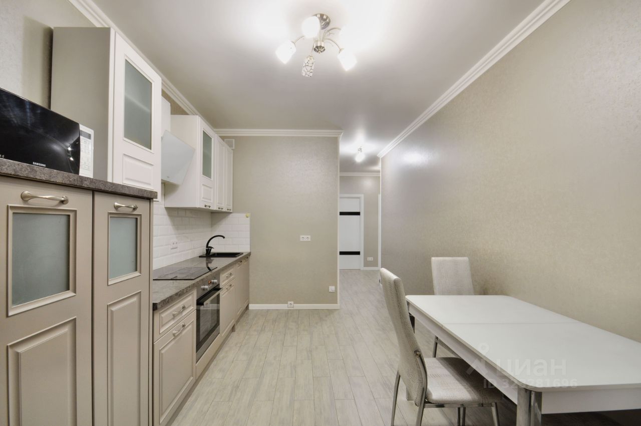 Продажа 2-комн квартиры на вторичном рынке Озерная улица, 9