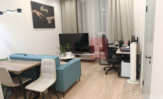 Продажа 2-комн квартиры на вторичном рынке Эдварда Грига ул,  д. 15