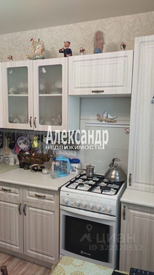 Продажа 1-комн квартиры на вторичном рынке пос. Петровское, улица Шоссейная, 37
