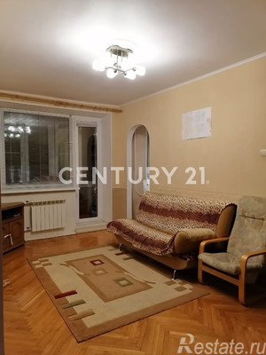 Продажа 3-комн квартиры на вторичном рынке Шателена ул,  д. 16