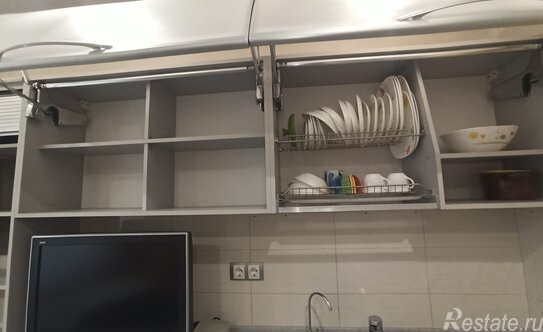 Продажа 4-комн квартиры на вторичном рынке Подольск, улица 50 лет ВЛКСМ,  д. 10