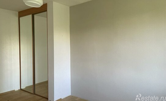 Аренда 3-комн квартиры на вторичном рынке Ракетный б-р,  д. 8