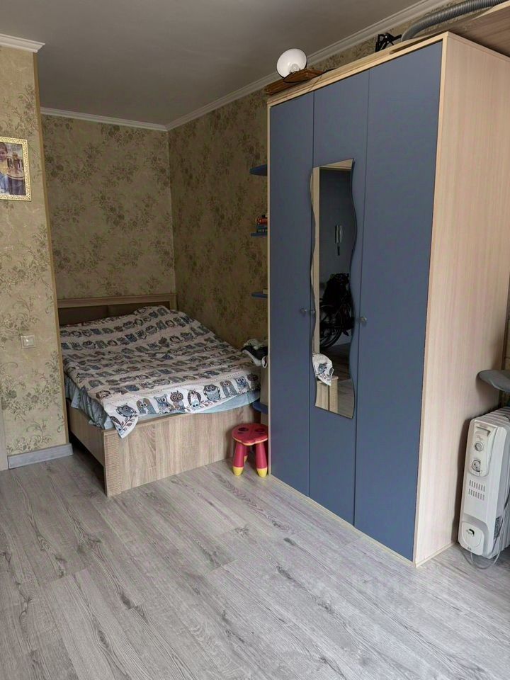 Продажа 1-комн квартиры на вторичном рынке Зеленоградский пгт, улица Островского, 14