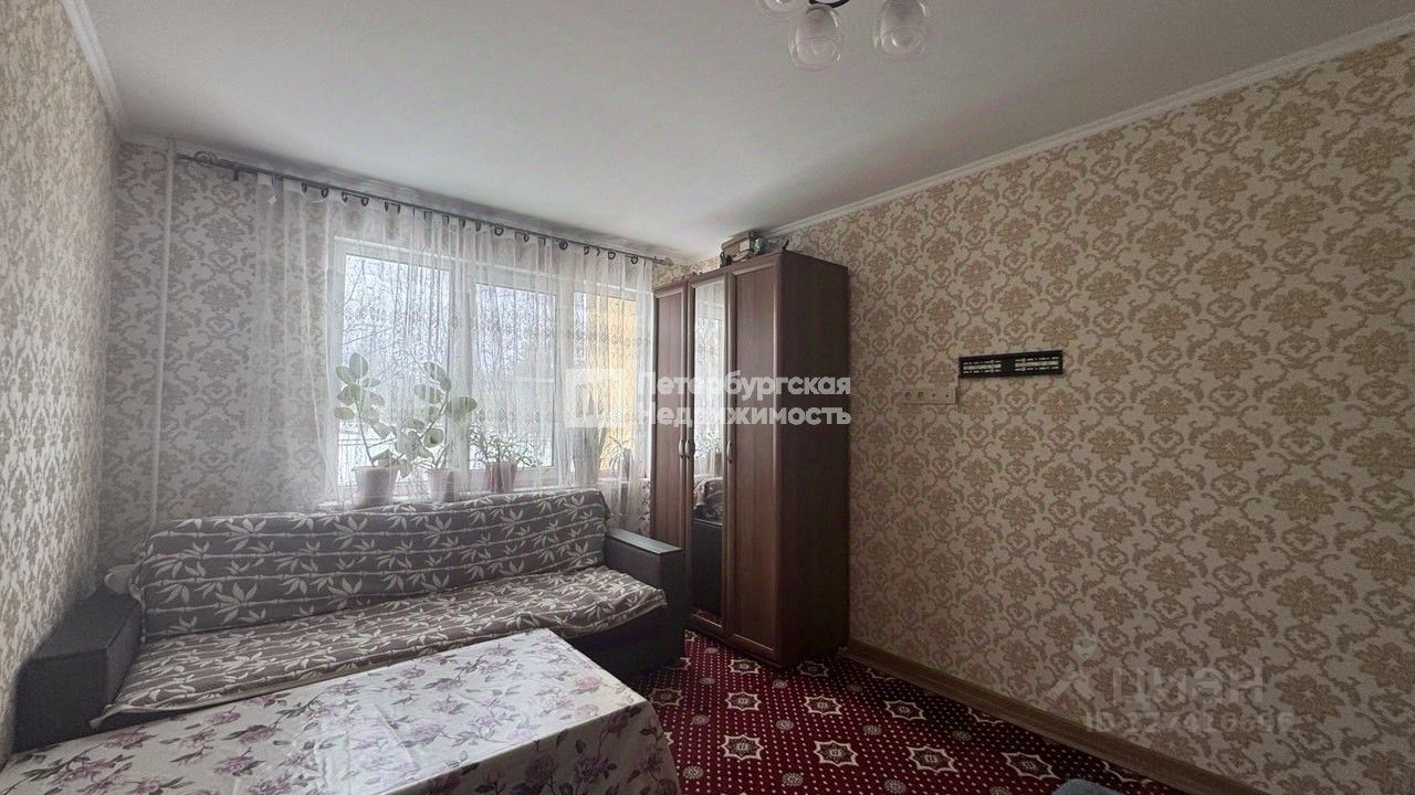 Продажа 3-комн квартиры на вторичном рынке Земский переулок, 10