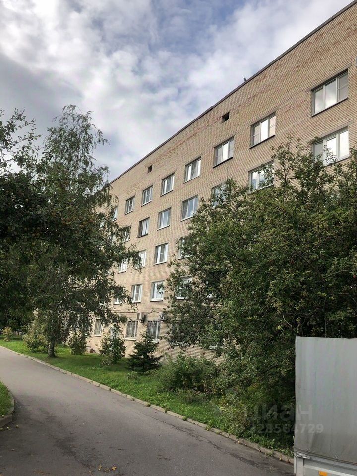 Продажа 1-комн квартиры на вторичном рынке улица Генерала Хрулева, 6