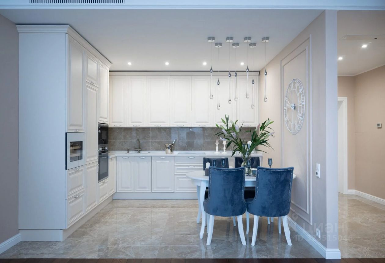 Продажа 3-комн квартиры на вторичном рынке Мантулинская улица, 9к3