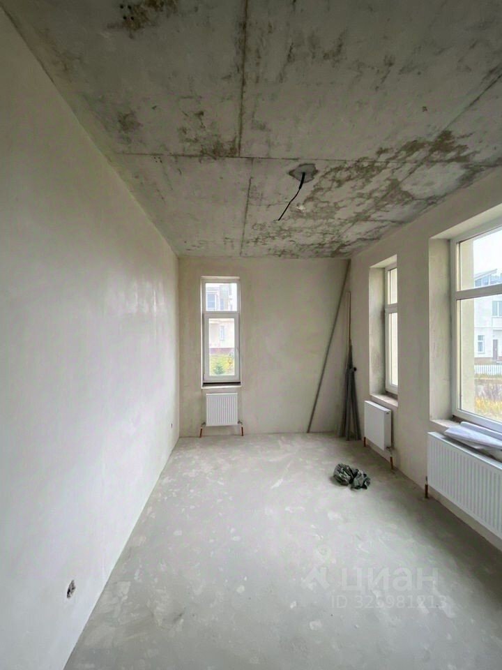 Продажа 3-комн квартиры на вторичном рынке д. Пикколово, улица Петровская, 18к1