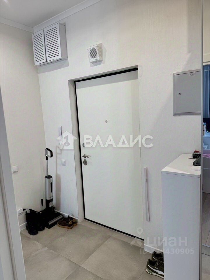 Продажа 2-комн квартиры на вторичном рынке улица Берзарина, 32