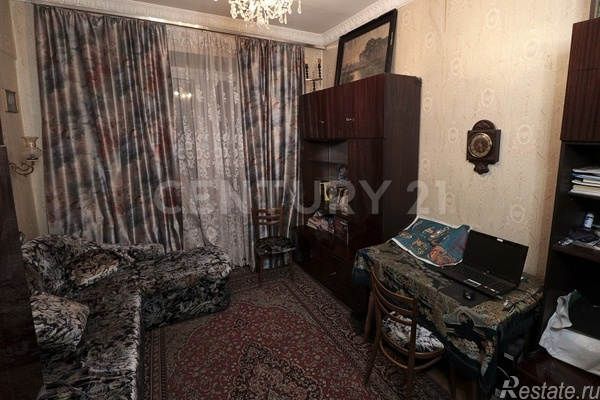 Продажа 2-комн квартиры на вторичном рынке Овчинниковская наб,  д. 18