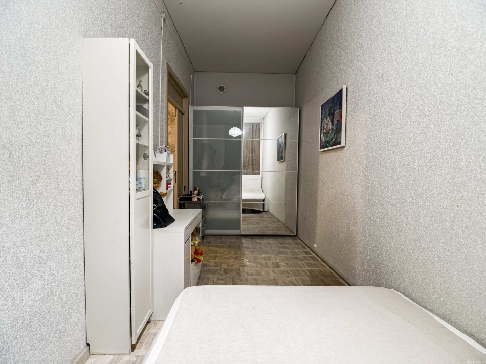 Продажа комнаты Большой ПС пр-кт,  д. 31