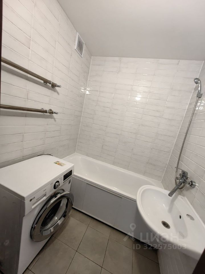 Продажа 2-комн квартиры на вторичном рынке Варшавское шоссе, 170Ек8