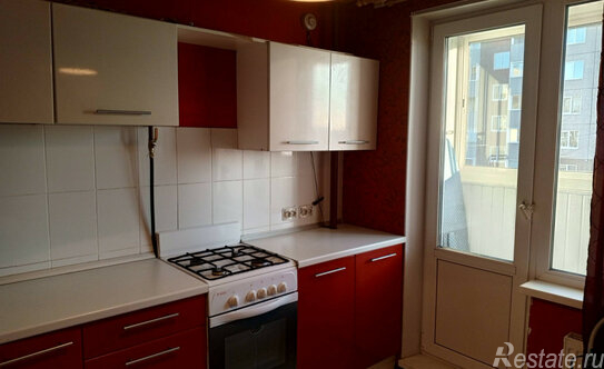 Продажа 1-комн квартиры на вторичном рынке Гатчинский муниципальный округ, Славянская улица,  д. 3