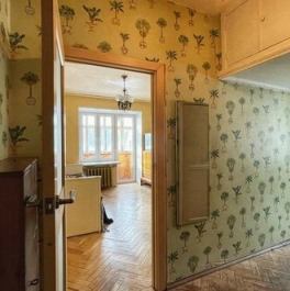 Продажа 2-комн квартиры на вторичном рынке улица Марии Ульяновой,  д. 21 к2