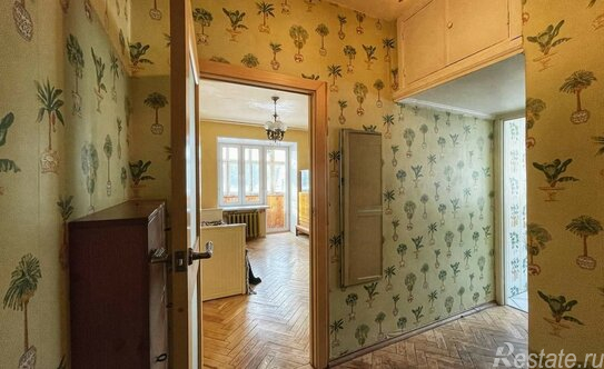 Продажа 2-комн квартиры на вторичном рынке улица Марии Ульяновой,  д. 21 к2