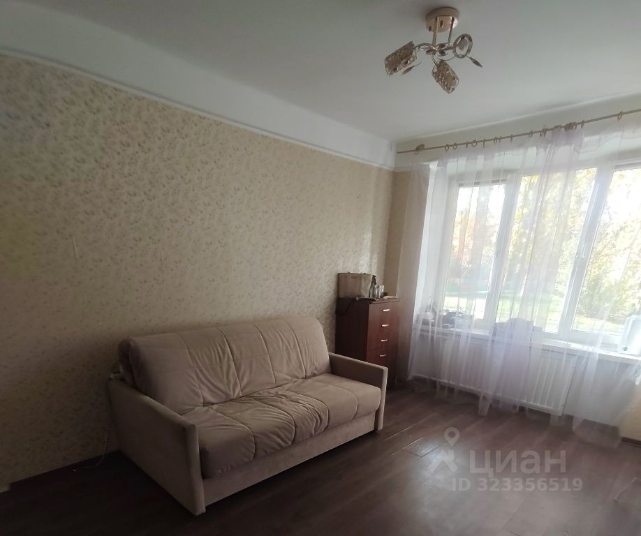 Продажа 4-комн квартиры на вторичном рынке улица Маршала Тухачевского, 39