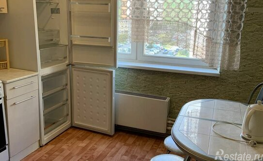 Продажа 3-комн квартиры на вторичном рынке ул Рождественская,  д. 16