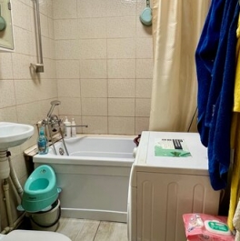 Продажа 1-комн квартиры на вторичном рынке Гранитная улица,  д. 52