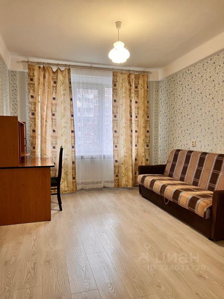 Продажа 2-комн квартиры на вторичном рынке Тихорецкий проспект, 27К2