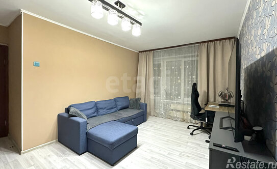 Продажа 2-комн квартиры на вторичном рынке Елецкая улица,  д. 23