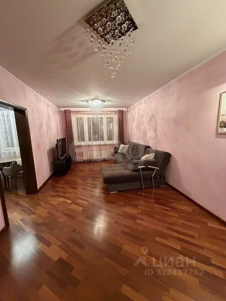 Продажа 3-комн квартиры на вторичном рынке Одинцово, улица Чистяковой, 2