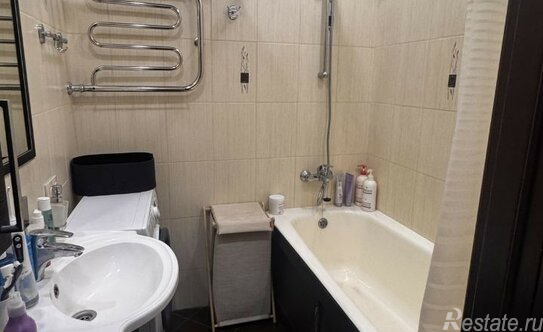 Продажа 1-комн квартиры на вторичном рынке Зеленодольская улица,  д. 11