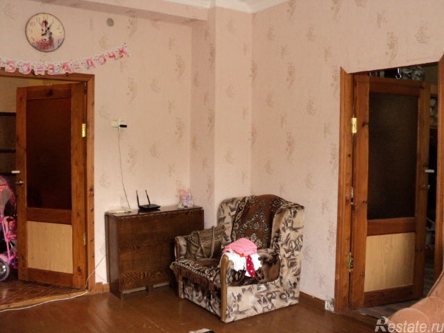 Продажа 3-комн квартиры на вторичном рынке Сланцы г, Дзержинского ул ,  д. 2