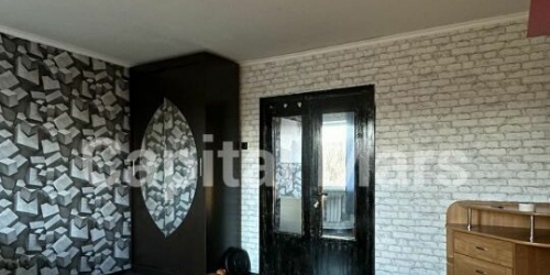 3-комн квартира улица Головачёва,  д. 27