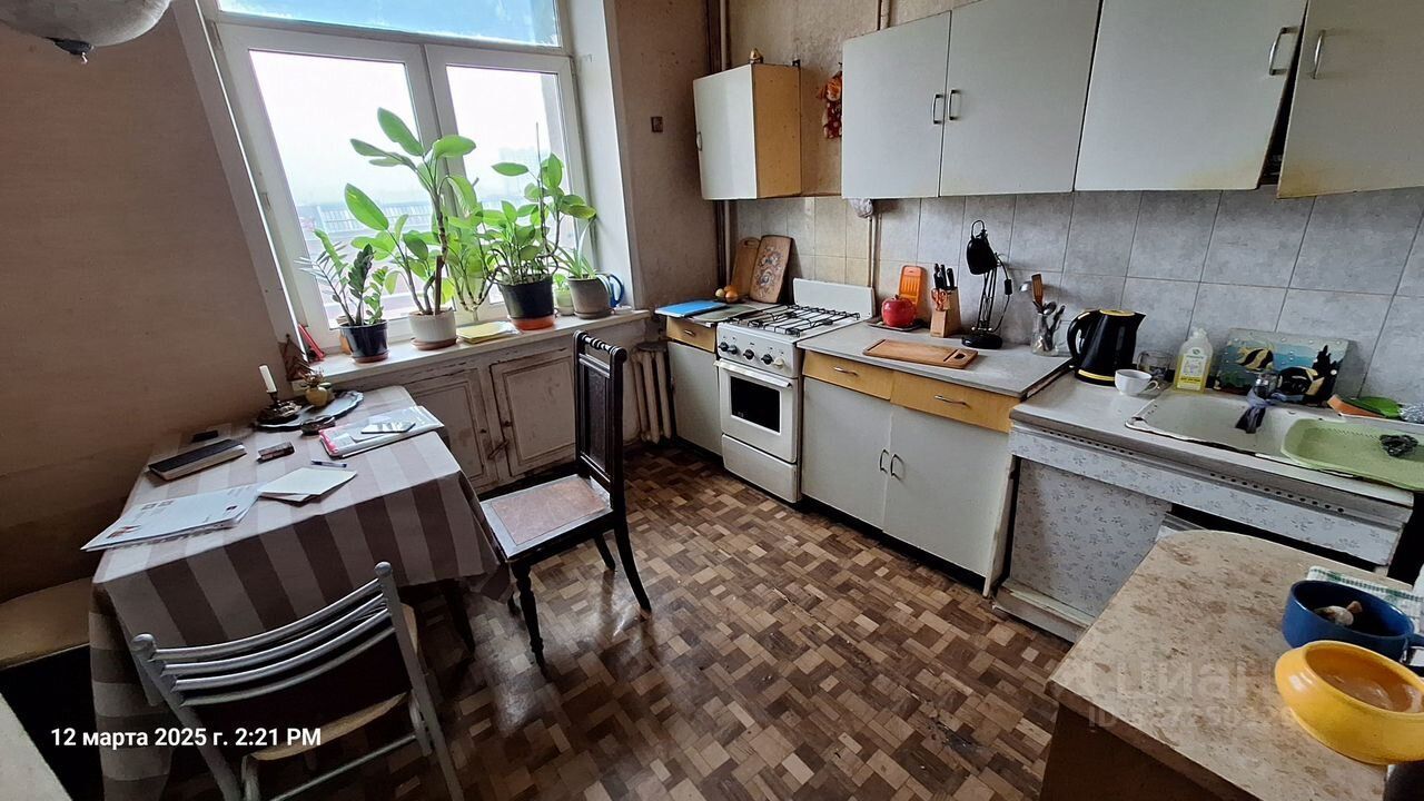 Продажа 3-комн квартиры на вторичном рынке проспект Буденного, 25